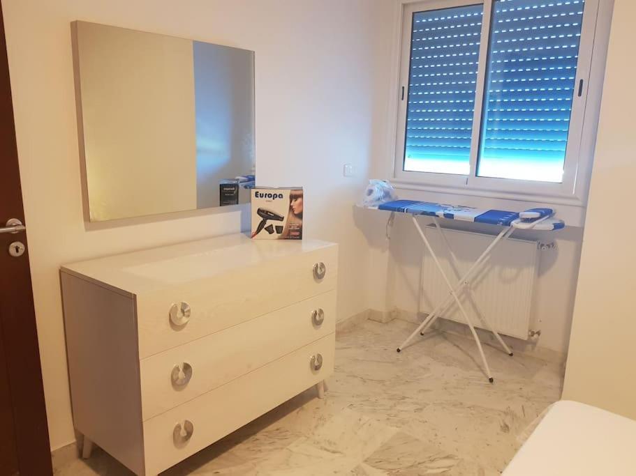 Lovely Apartment Near Tunis Mall - Lac2 ตูนิส ภายนอก รูปภาพ