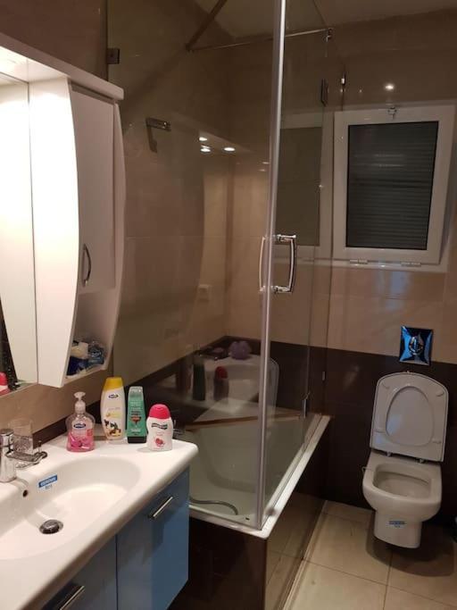 Lovely Apartment Near Tunis Mall - Lac2 ตูนิส ภายนอก รูปภาพ